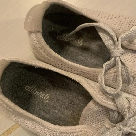Allbirds Perforated Tree Runners 9 - Picture 7 of 9